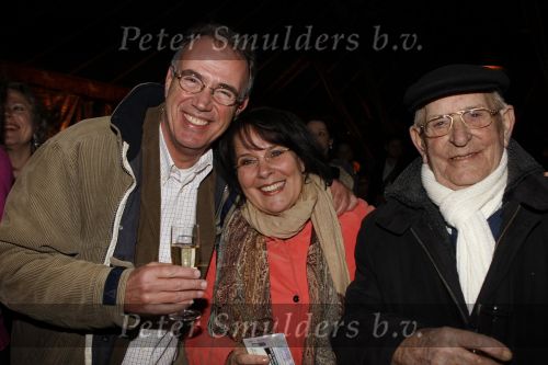 Den Haag, 19 December 2008
Premiere Russisch Staatscircus 2008
Edvard Niessing met zijn vrouw en schoonvader
Foto Peter Smulders BV