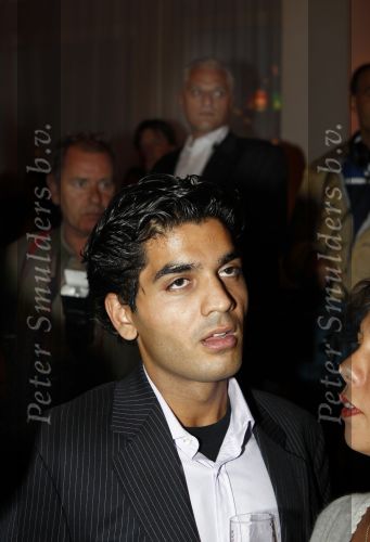 Amsterdam 10 september 2007
Premiere Sextet in Mercurius . politicus Ehsan Jami met beveiliging