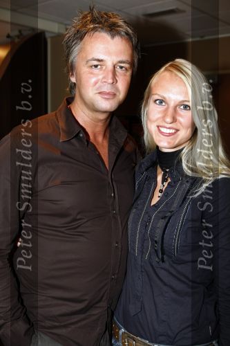 Amsterdam 1 oktober 2008
Presentatie musical Piaff met Liesbeth List en Geert Hoes. 
Dochter Liesbeth List ( Elisah Braaksma )met vriend