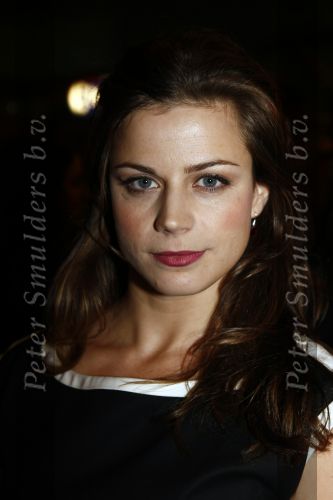 Amsterdam 17 november 2008
Premiere oorlogswinter in Tuschinski. Elise Schaap met Anna Drijver
Peter Smulderrs bv
