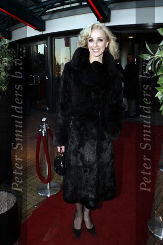 Zaandam 7 december 2008
Premiere op hoop van zegen. Ellen Evers
Peter Smulders bv