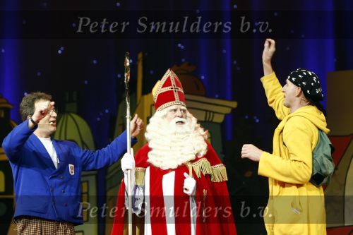 Rotterdam 30 november 2008
Het feest van Sinterklaas in ahoy . Ernst Bobbie en de rest
Peter Smulders bv