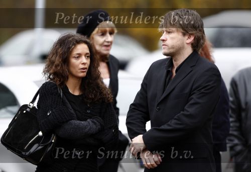 Den Haag 15 november 2008
Begrafenis Wik Jongsma in Den Haag. Ferri Somogyi met Fajah Lourens
Peter Smulders bv
