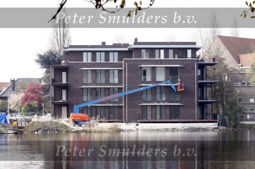 Rotterdam 11 april 2008
Nieuwe huis Fatima de Moreiro Melo en Raymond Sluiter.. Het penthouse ligt aan het water.