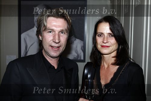 Den Haag 27 oktober 2008
Premiere Piaf en het koninklijk theater i Den Hag met Liesbeth List in de hoofdrol. Frank Boeijen met vrouw
Peter Smulders bv