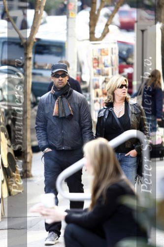 New York 1 november 2008
Frank Rijkaard hand in hand met zijn vrouw Monique winkelend in Soho.
Peter Smulders bv