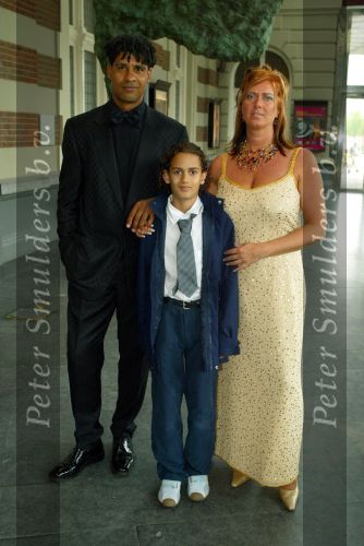 Amsterdam 3 juni 2003
Afscheid aron winter in het concertgebouw in amsterdam
frank rijkaard met vrouw en zoontje