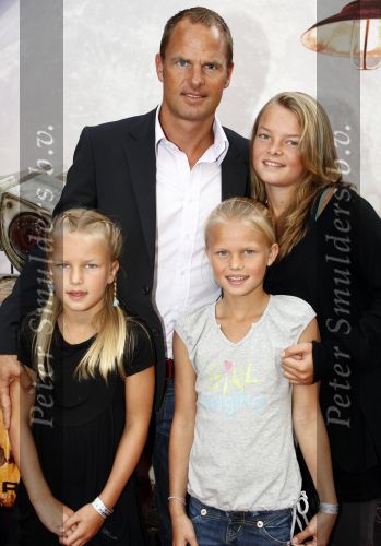Amsterdam 16 juli 2008
Premiere Wall E in Tuschinski. 
Frank de Boer met zijn kinderen