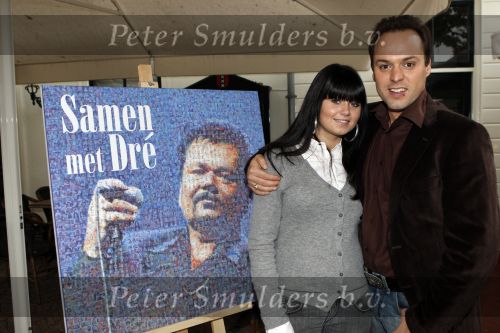 Loenen aan de Vecht 1 november 2007
presentatie duetten cd van Andre Hazes bij restaurant het Amsterdammertje. Frans en Roxeanne Hazes
Peter Smulders bv