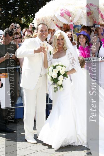 Fijnaart - Willemstad 9 mei 2008
Frans Bauer en Mariska Bauer trouwen. 
Christiaan Frans jr en Jan zijn er natuurlijk bij.