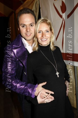 Den Bosch 19  november 2008
Kerstcircus rtl gepresenteerd door Wendy v Dijk en Beua v Erven Dorens. Frans Bauer doet act met Marianne Weber. Mariska is zwanger en was er met de kinderen Frans Christiaan en Jan.
Peter Smulders bv