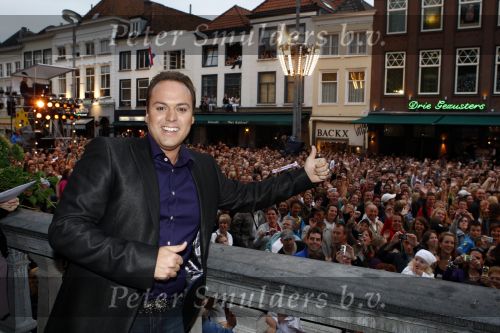 Breda 26 augustus 2008
Muziekfeest van de Tros op de grote markt in Breda. 
Frans Bauer
