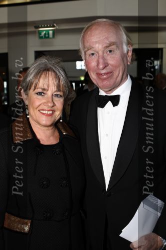 Zaandam 7 december 2008
Premiere op hoop van zegen. Fred Oster met vrouw
Peter Smulders bv