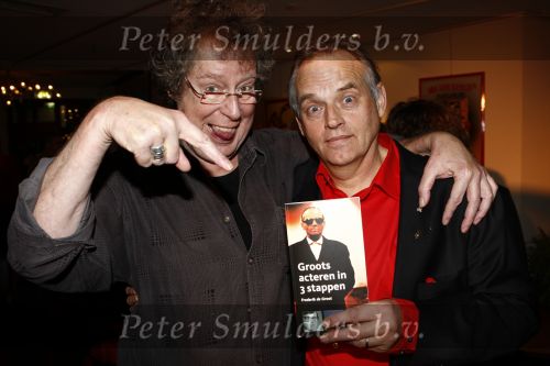 Hoorn 29 november 2008
Presentatie boek Frederik de Groot in de schouwburg van Hoorn. Hans Otjes
Peter Smulders bv