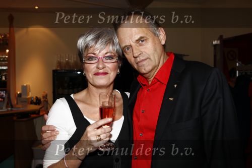 Hoorn 29 november 2008
Presentatie boek Frederik de Groot in de schouwburg van Hoorn. Frederik met zijn vrouw
Peter Smulders bv