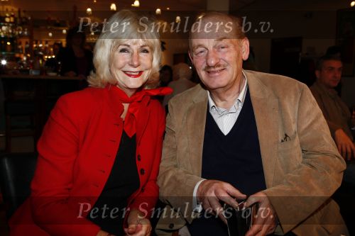 Hoorn 29 november 2008
Presentatie boek Frederik de Groot in de schouwburg van Hoorn. Karla Wildschut met Willem Smit
Peter Smulders bv