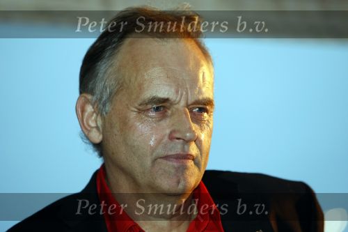 Hoorn 29 november 2008
Presentatie boek Frederik de Groot in de schouwburg van Hoorn.
Peter Smulders bv