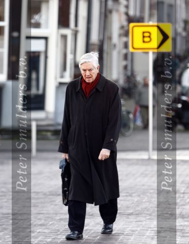 Amsterdam 10 december 2008
Frits Bolkestein wandelend in Amsterdam.
Peter Smulders bv