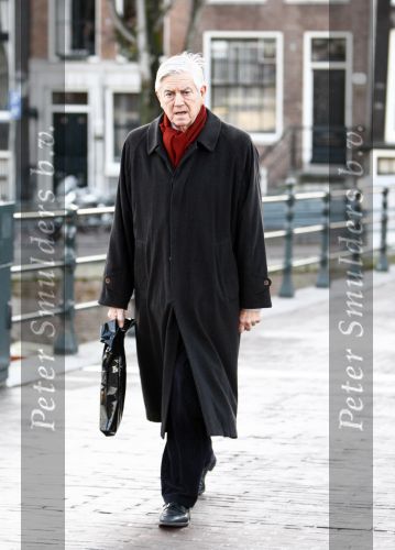 Amsterdam 10 december 2008
Frits Bolkestein wandelend in Amsterdam.
Peter Smulders bv