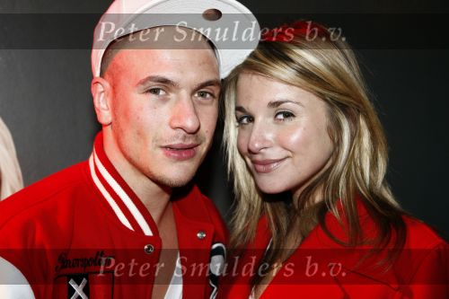 Amsterdam 9 december 2008
Gaby Blaaser met vriend en zijn zus bij de premiere van High school musical.
Peter Smulders bv