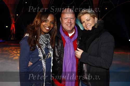 Amsterdam 9 december 2008
Opnames voor sterren kinderen dansen op het ijs. Jasmine Sendar Gaston Starreveld en Bartina Koeman
Peter Smulders bv