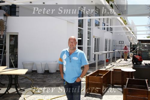 Marbella 23 april 2008

gaston Starreveld bij de verbouwing van zijn grand cafe Juul en zijn nieuwe huis.
Peter Smulders bv