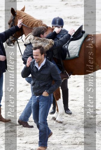 Schagen 17 april 2008
Opnames videoclip Gerard Joling met paarden op het strand. Geert Hoes en Wino Ontzigt zijn ook aanwezig.
Peter Smulders bv