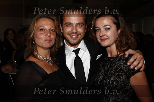 Den Haag 27 oktober 2008
Premiere Piaf en het koninklijk theater i Den Hag met Liesbeth List in de hoofdrol. geert Hoes met moeder en zusen
Peter Smulders bv