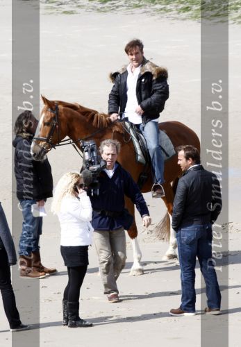 Schagen 17 april 2008
Opnames videoclip Gerard Joling met paarden op het strand. Geert Hoes en Wino Ontzigt zijn ook aanwezig.
Peter Smulders bv