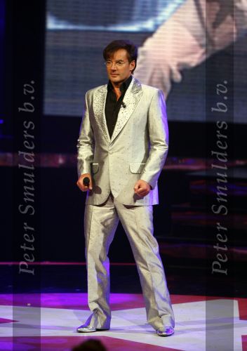 Hilversum 21 november 2008
Opnames popstars dat wordt gepresenteerd door Gerard Joling en een zwangere Nance Coolen.
Peter Smulders bv