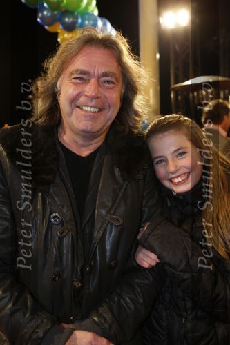 Utrecht, 12 December 2008
Premiere Musical Joseph
Govert de Roos met zijn dochtertje
Foto Peter Smulders BV