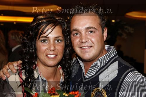 Eemnes 20 oktober 2008
Premiere i love Dries met in de hoofdrollen Dries Roelvink en Rene en Rikkie de Wit. De premiere was bij motel de witte bergen.Grad Damen met vrouw
Peter Smulders bv