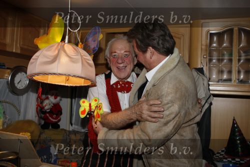 Den Haag, 19 December 2008
Premiere Russisch Staatscircus 2008
Hans Kazan samen met zijn 2 zonen op bezoek in de caravan van de wereldberoemde clown Popov
Foto Peter Smulders BV