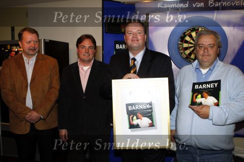 Naarden 17 oktober 2007
Presentatie boek Raymond v Barneveld. Zijn vrouw Sylvia was er ook bij.