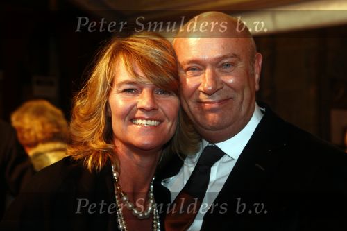 Amstedam 8 december 2008
Prmiere film Wit licht in Tuschinski. hans v Veen
Peter Smulders bv