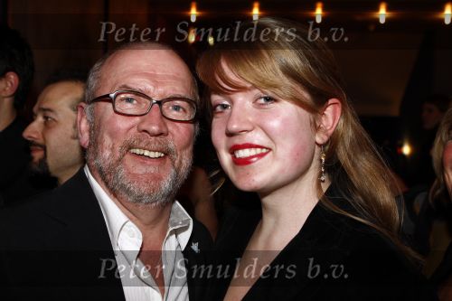 Gouda 23 december 2008
Premiee van Anatevka in de goudse schouwburg. Harry Slinger met zijn dochter
Peter Smulders bv