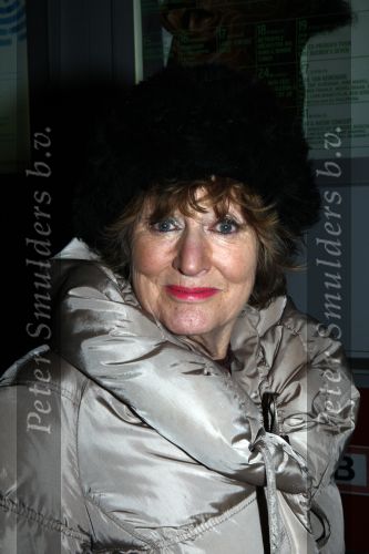 Amsterdam 3 december 2008
Prins Claus prijzen in het ij theater. Aanwezig zijn Koningin Beatrix , Prinses Maxima in tijger print outfit Prins Willem Alexander Mabel Wisse Smit Prins Friso en Prinses Laurentien en Prins Constantijn. Hedy d Ancona
Peter Smulders bv