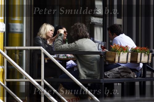 New York 1 november 2008
Sander Vahle met zijn vriendin Heleen Kolff aan het winkelen in Soho .
Peter Smulders bv