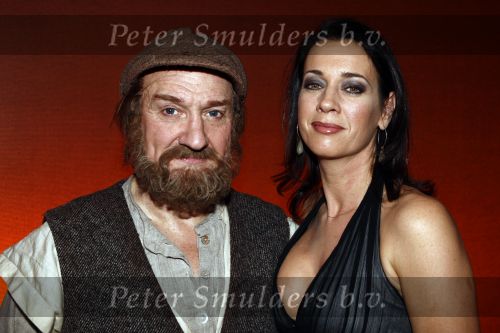 Gouda 23 december 2008
Premiee van Anatevka in de goudse schouwburg. Henk Poort met Marjolein Keuning 
Peter Smulders bv