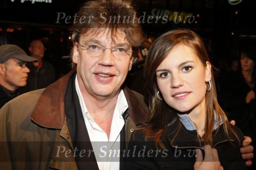 Amsterdam 19 november 2007
Premiere van de scheepsjongens van de bontekoe in tuschinski. Henk Westbroek met dochter