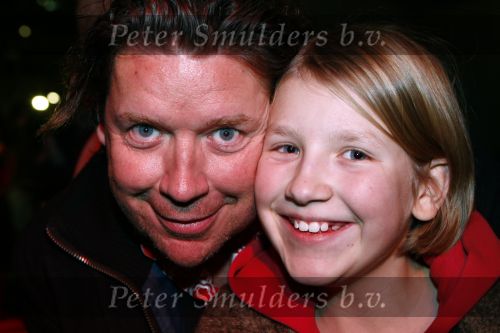 Amsterdam 9 december 2008
Premiere High school musical 3 in pathe arena. Henkjan Smits met vrouw en dochters
Peter Smulders bv