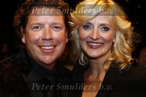 Amsterdam 24 oktober 2008
Uitreiking en gala van de televizierring 2008 in Carre. Henkjan Smits met vrouw
Peter Smulders bv