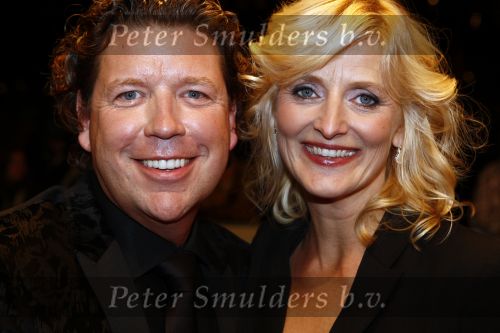 Amsterdam 24 oktober 2008
Uitreiking en gala van de televizierring 2008 in Carre. Henkjan Smits met vrouw
Peter Smulders bv