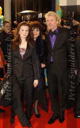 Utrecht, 12 December 2008
Premiere Musical Joseph
Henriette Tol met haar man en dochter
Foto Peter Smulders BV