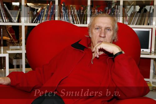 Amsterdam 11 november 2008
Herman v Veen bij presentatie van sinterklaas boek in de bibliotheek in Amsterdam.
Peter Smulders bv