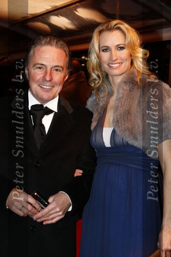 Amstedam 8 december 2008
Prmiere film Wit licht in Tuschinski. Huub Stapel en Anouk Smulders
Peter Smulders bv