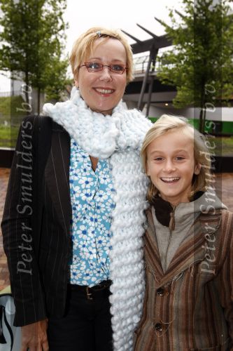 Amsterdam 5 oktober 2008
Premiere Sinterklaas en het geheim van het grote boek in pathe arena. inge Ipenburg met tegenspeelster
Peter Smulders bv