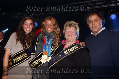 Kaatsheuvel 25 november 2007
Princess kerstborrel in de efteling. Sjoukje Dijkstra Inge de Bruijn   hockeyster...en Aad Ouborg