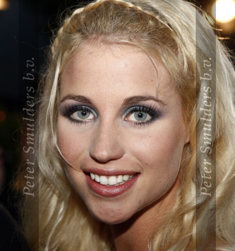 Amsterdam 6 oktober 2008
Premiere film huis Anubis in de theaterfabriek. Iris Hesseling
Peter Smulders bv