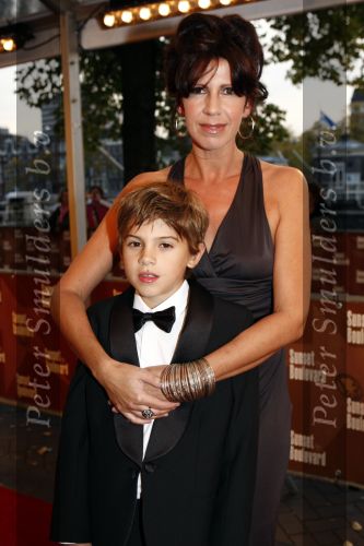 Amsterdam 10 oktober 2008
Premiere Sunset Boulevard in Carre. Isa Hoes met zoon Merlijn
Peter Smulders bv